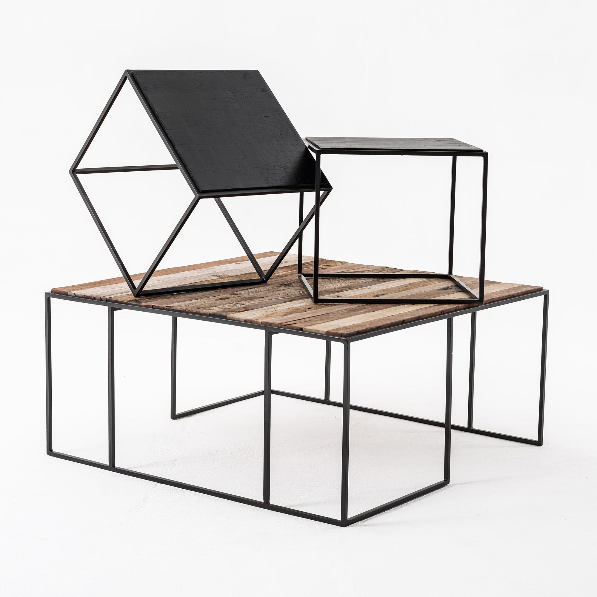 Rustika Nesting Coffee Table Set 39"