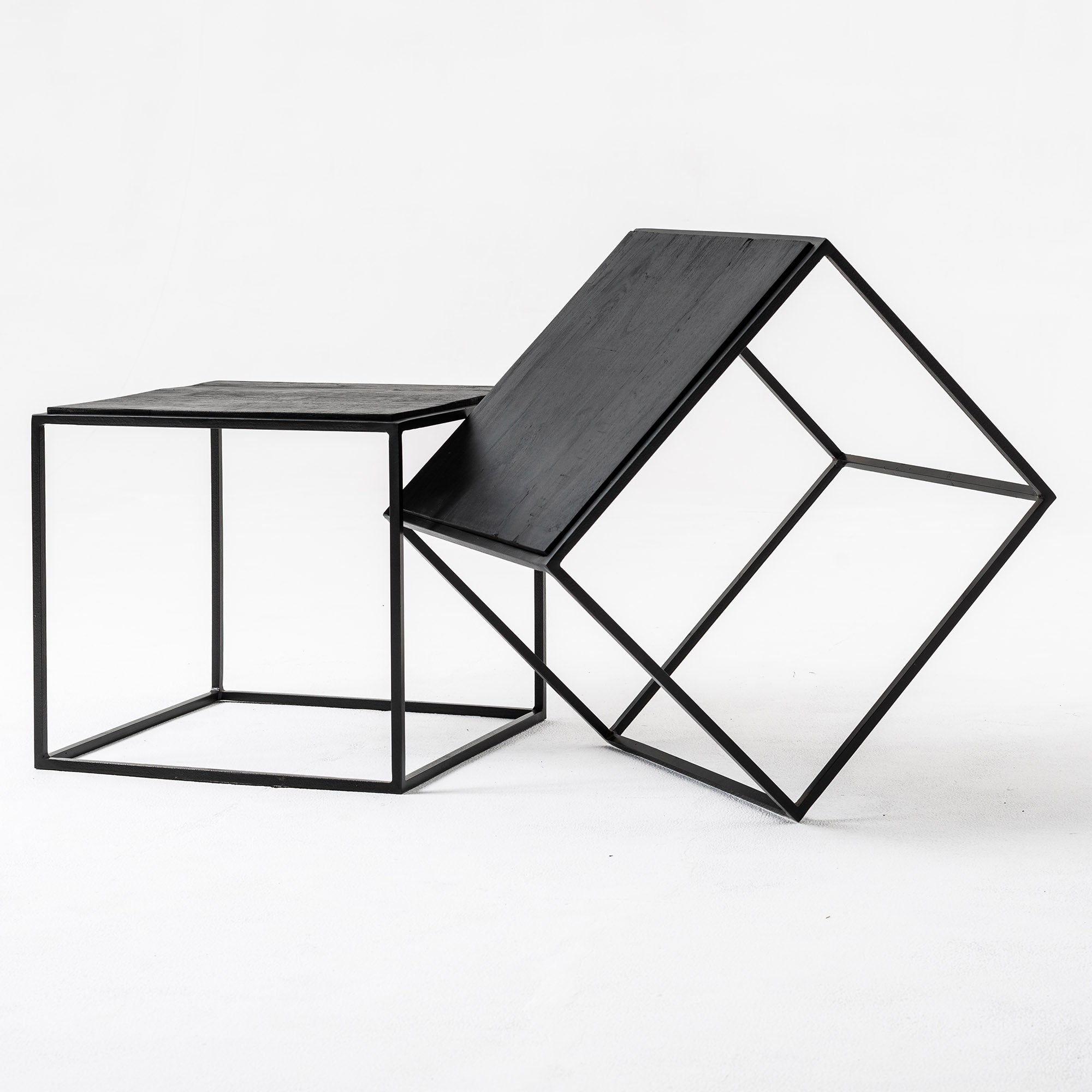 Rustika Nesting Coffee Table Set 39"