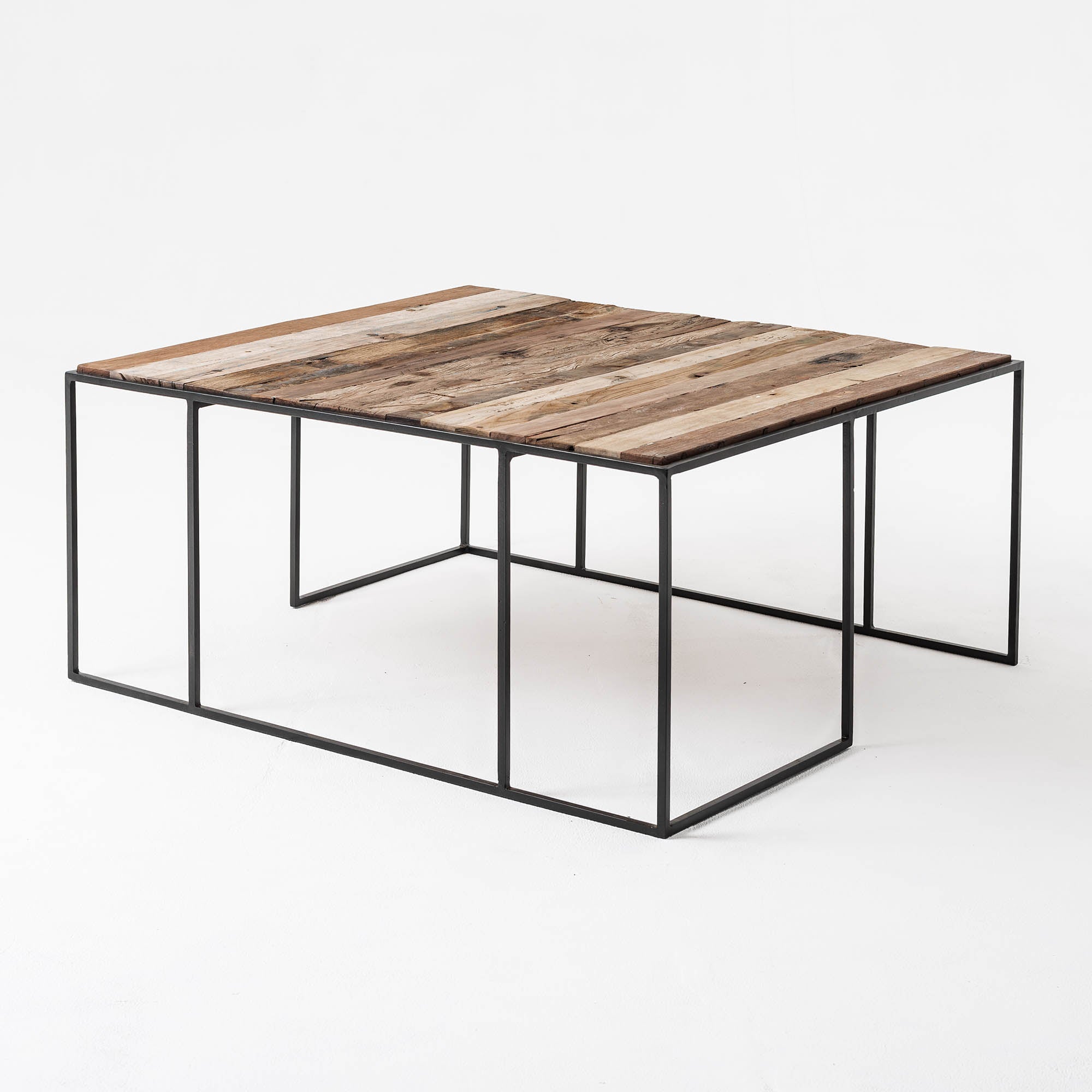 Rustika Nesting Coffee Table Set 39"